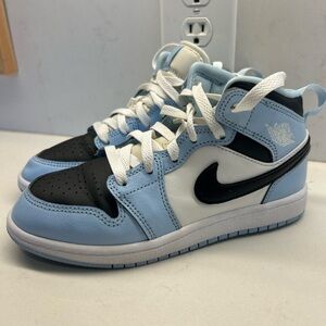 Kids size 1.5 Air Jordan Ice Blue